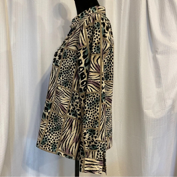 Alfred Dunner Multicolored Animal Print Long Sleeve Button Down Blouse Size 12P - Picture 2 of 5